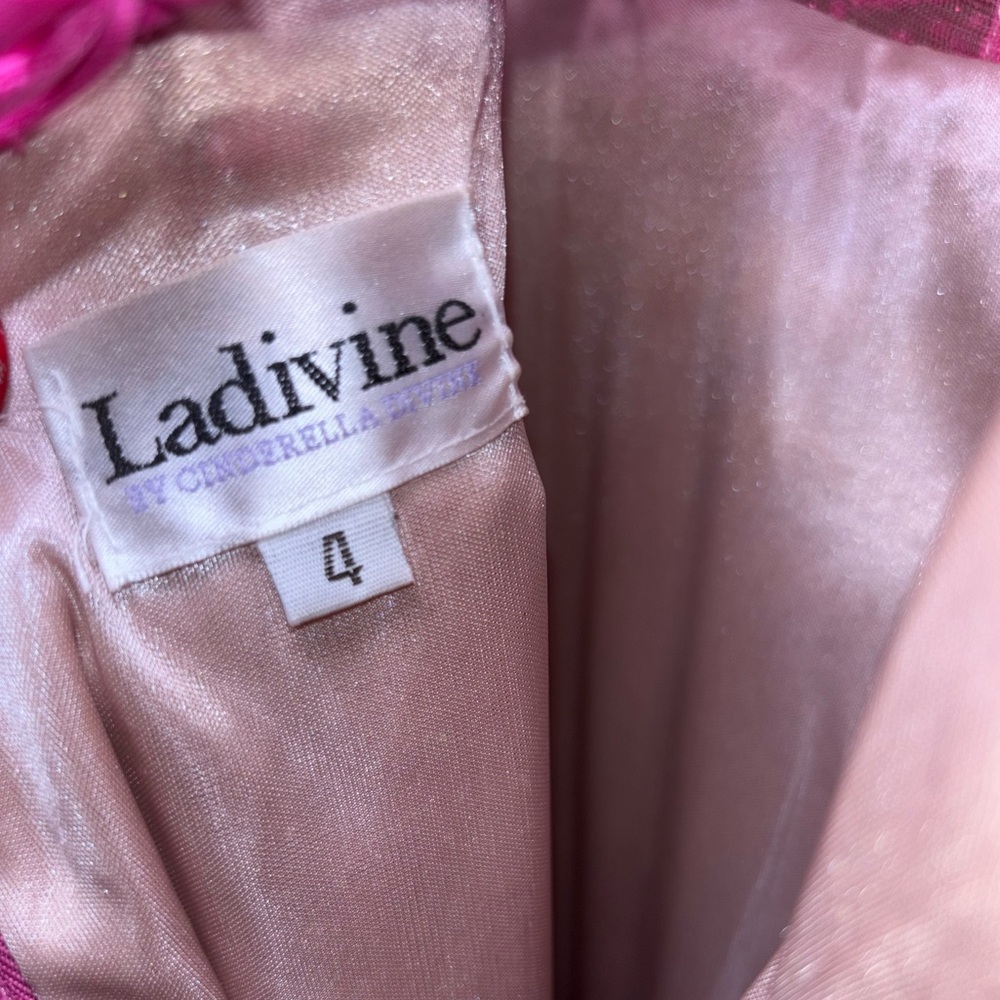 Sheer Bodice V-neck Mermaid Dress Embellished Feathers and Beads by LaDivine - Picture 5 of 5